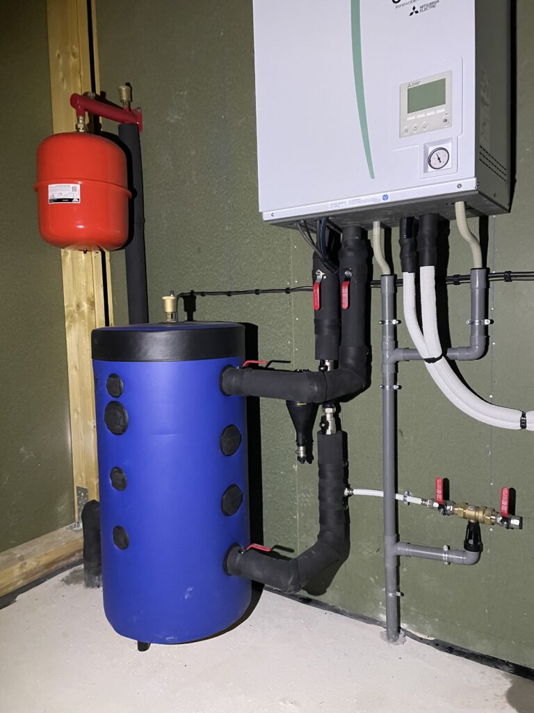 Installation de pompe à chaleur réalisée par EI2M Energies