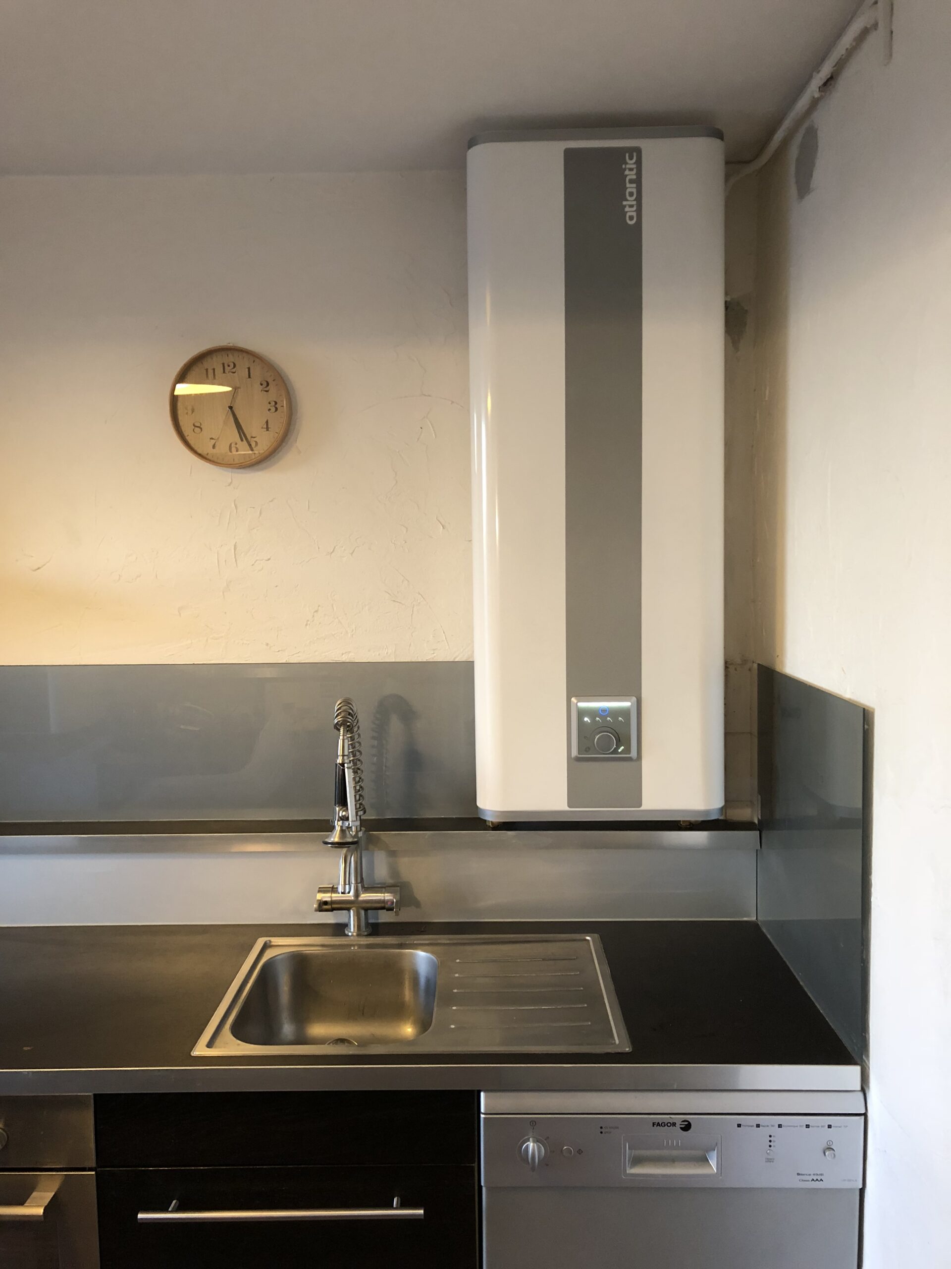 Installation de chauffe-eau thermodynamique EI2M Energies